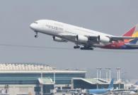 Hành khách kiện Asiana Airlines đòi 100 triệu USD sau khi bị VN từ chối nhập cảnh