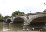Mực nước sông Thames ở Anh xuống thấp nghiêm trọng