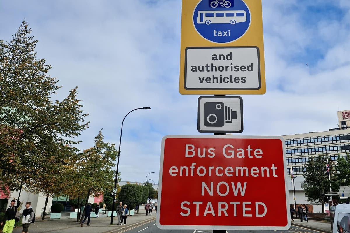 bus gate 1
