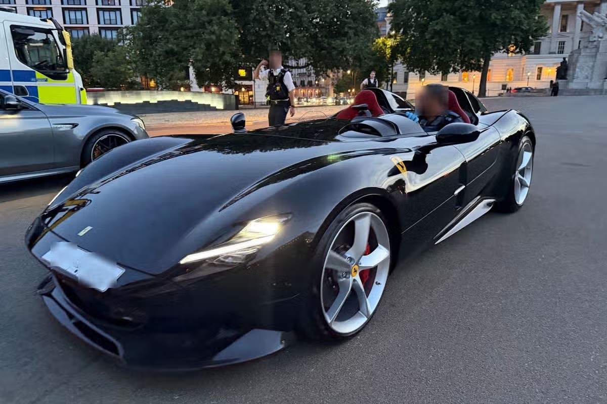 90 siêu xe bị tịch thu tại các khu nhà giàu ở London