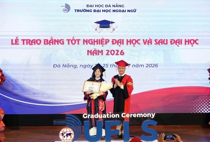 thu khoa gpa 1