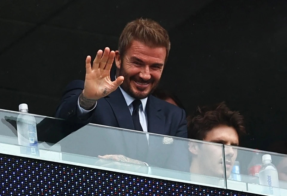 quang cao beckham world cup